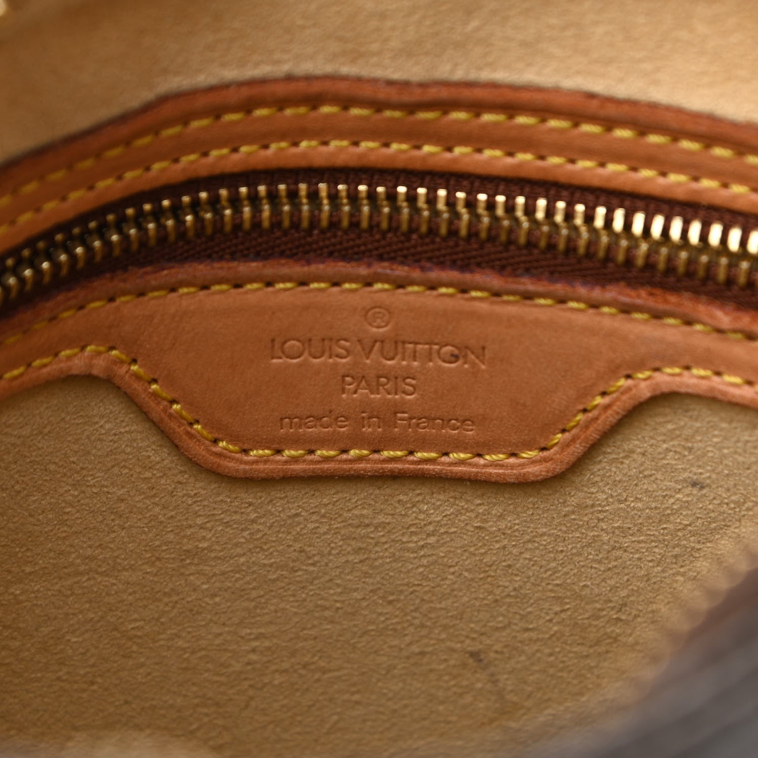 Louis Vuitton Monogram Looping MM 6 of 17
