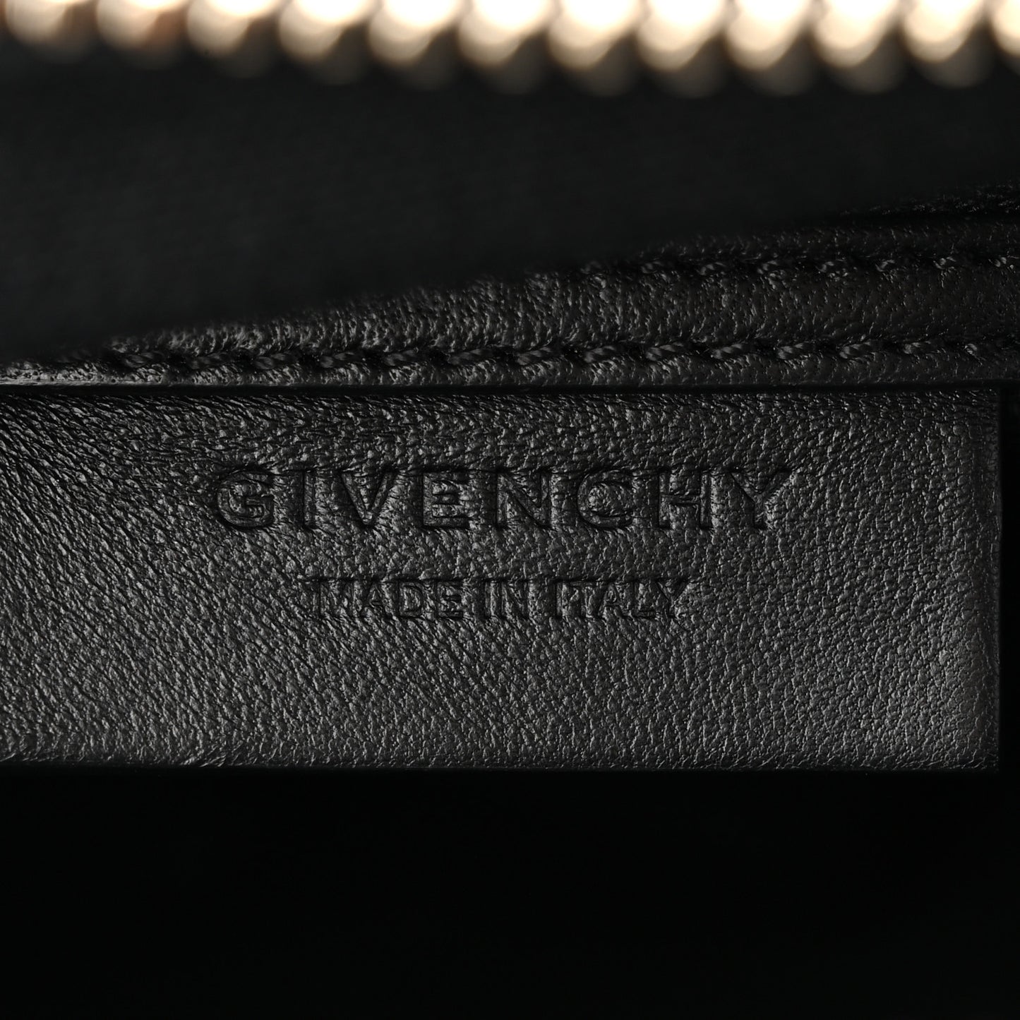 Calfskin Crocodile Embossed Mini Antigona Black