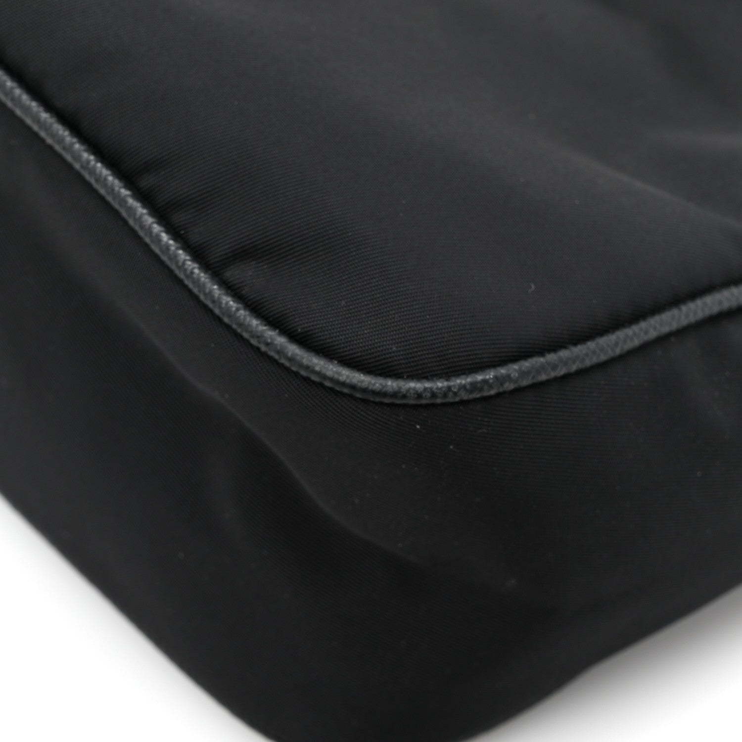 Prada Nylon Re-Edition 2005 Shoulder Bag Black 11 of 13