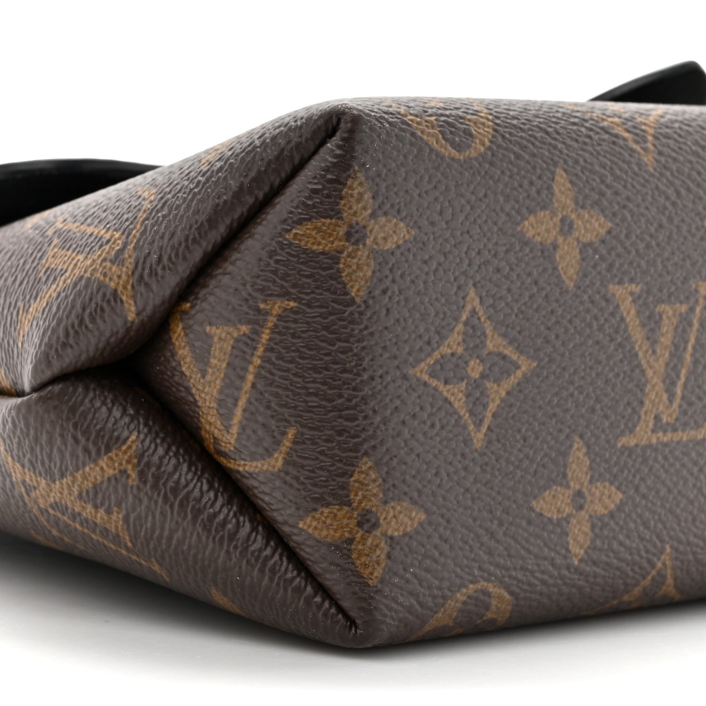 Monogram Locky BB Black