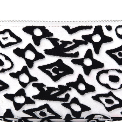 Louis Vuitton X UF Tufted Monogram Pochette Accessories White Black 12 of 12