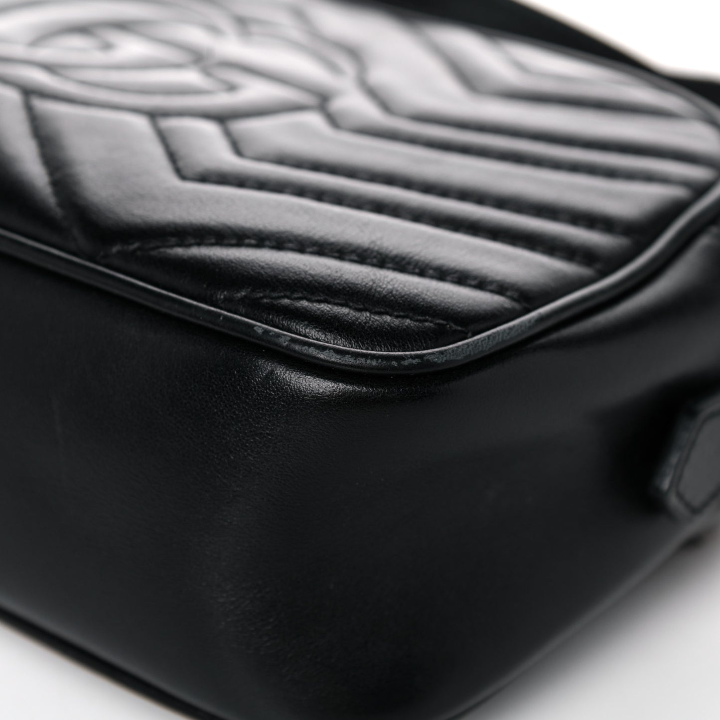 Calfskin Matelasse Small GG Marmont Chain Shoulder Bag Black
