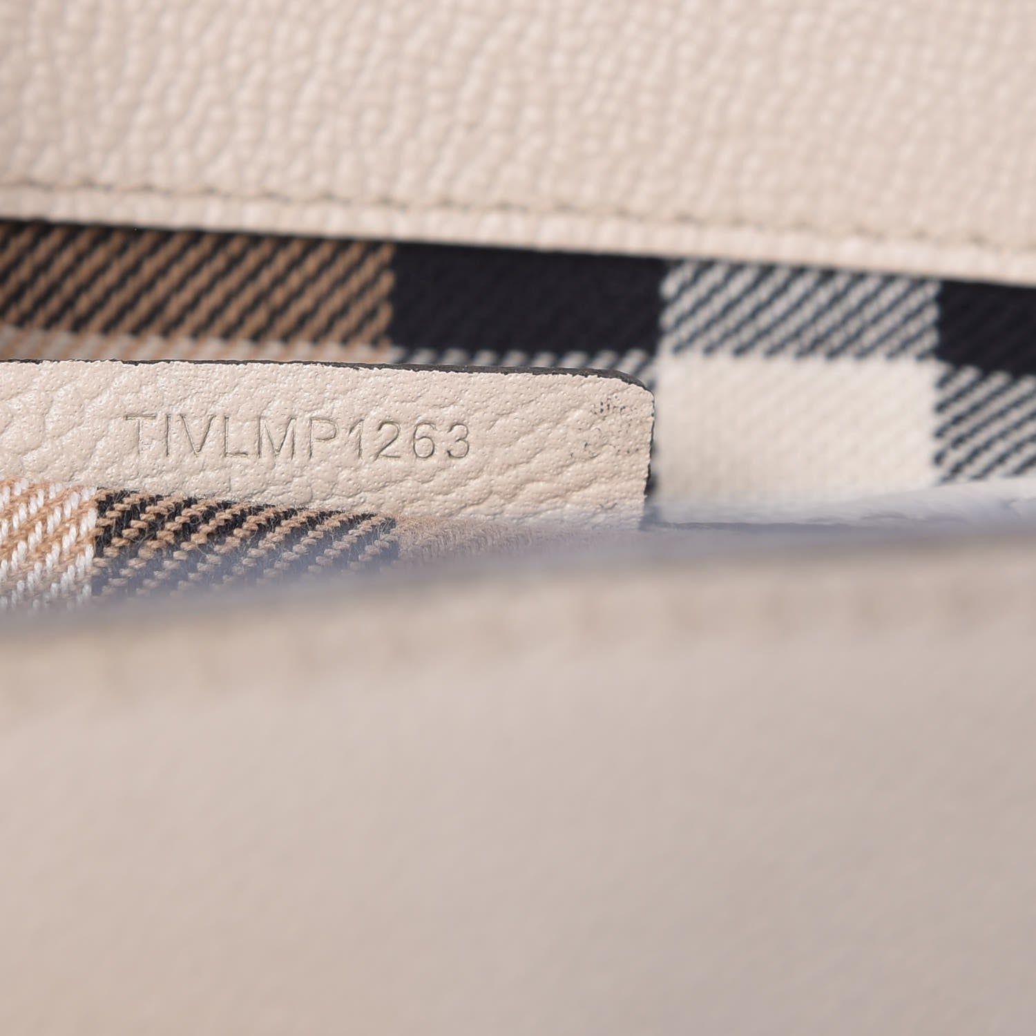 Burberry Soft Grain Calfskin Medium Buckle Tote Limestone 9 of 13