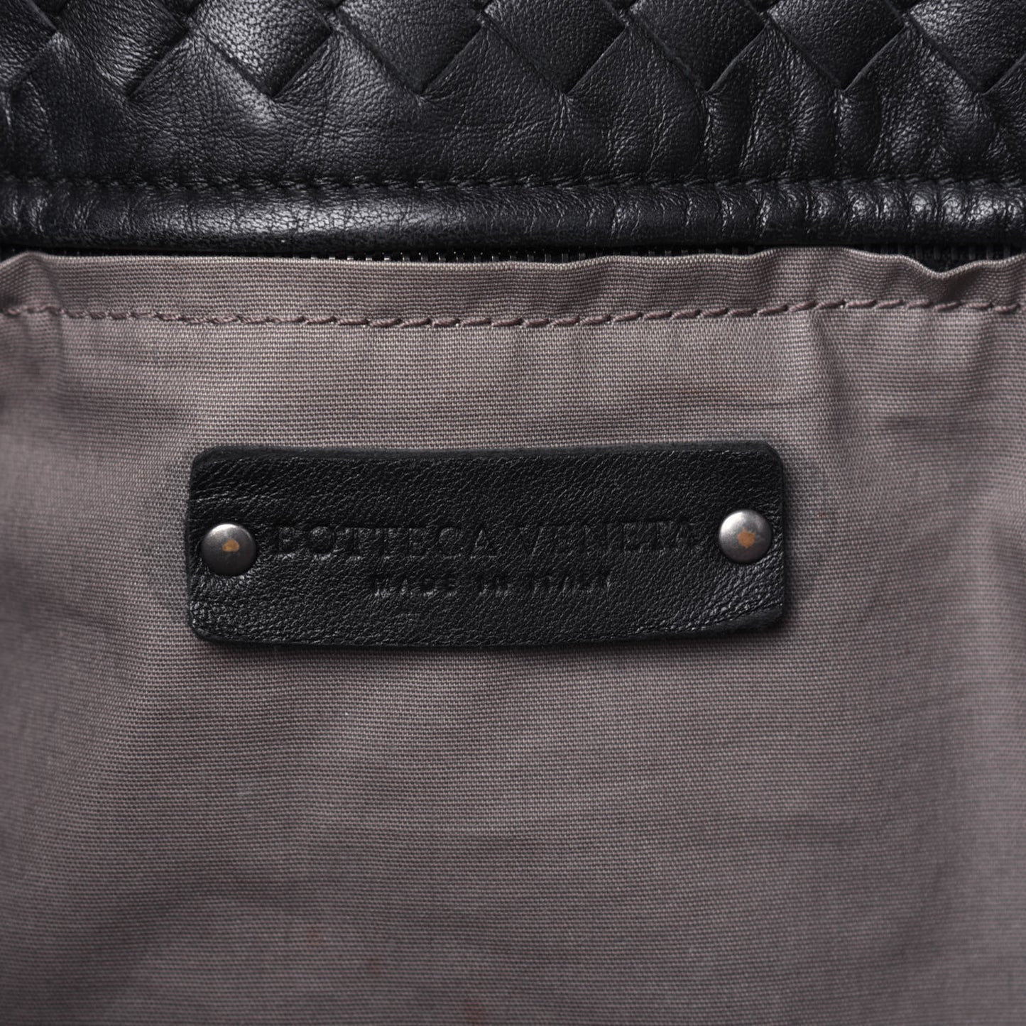 Nappa Intrecciato Large Capri Tote Black