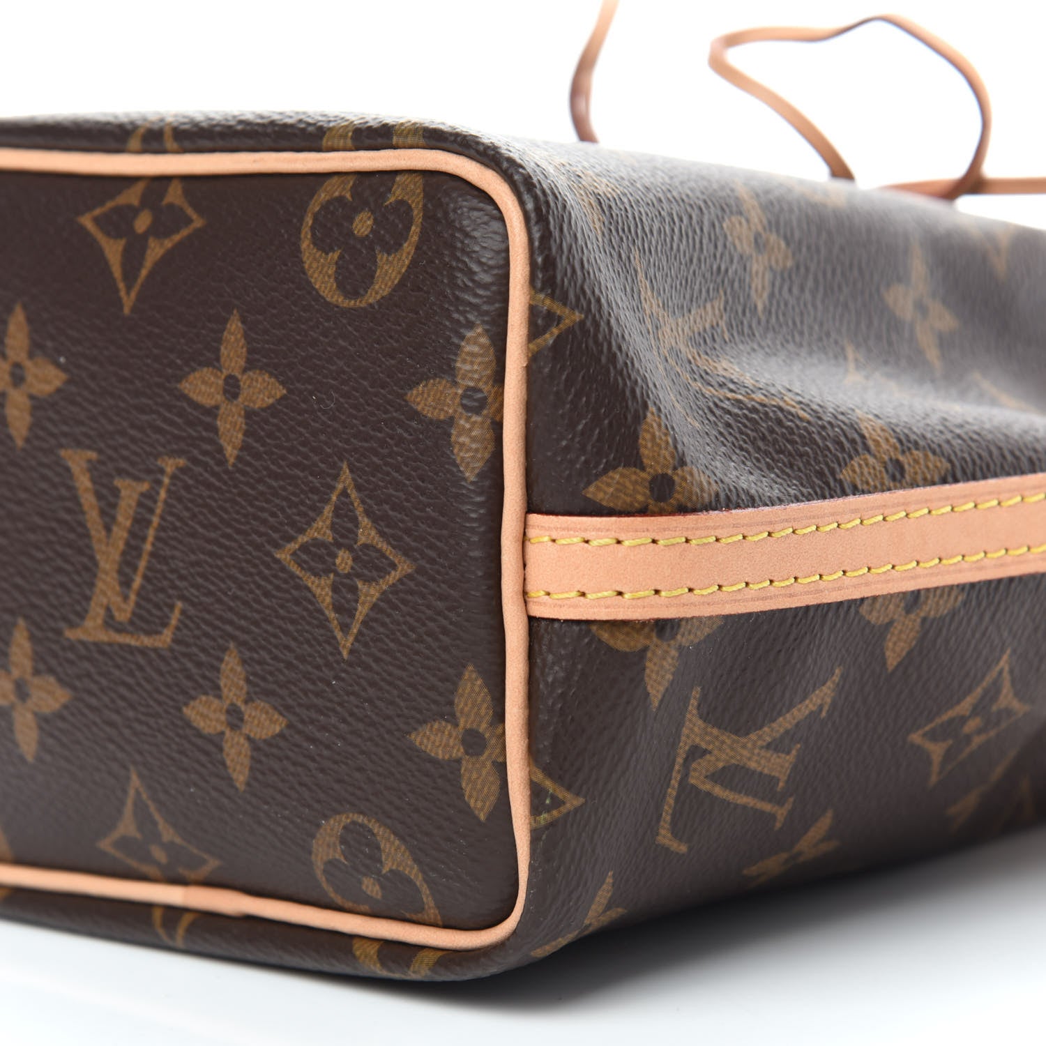 Louis Vuitton Monogram Nano Noe 10 of 10