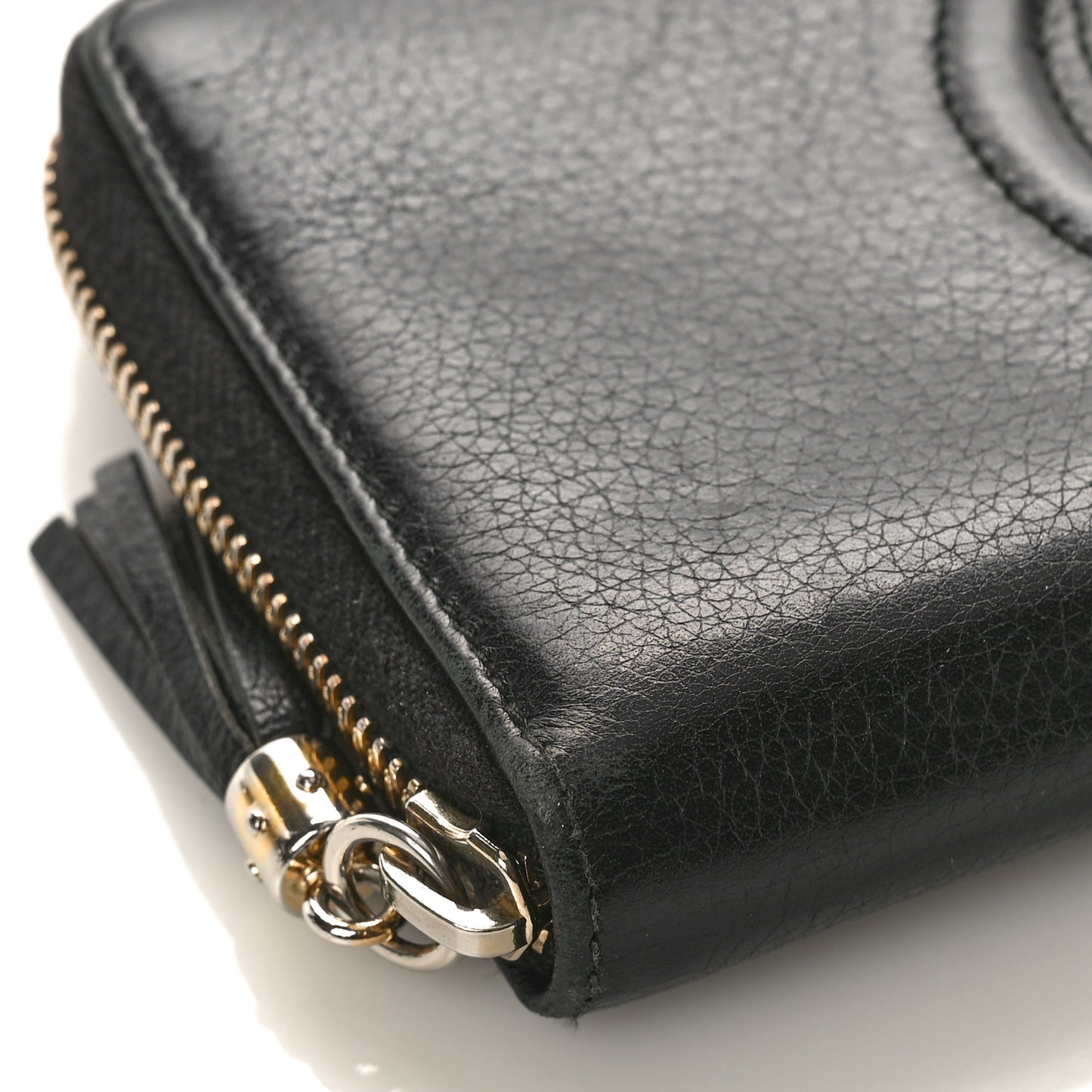 Pebbled Calfskin Soho Zip Around Wallet Black