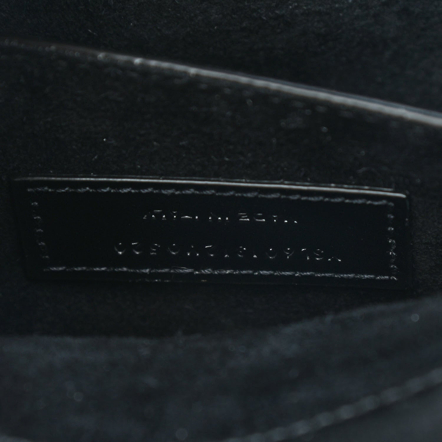 Saint Laurent Smooth Calfskin Shoulder Bag Black 7 of 9