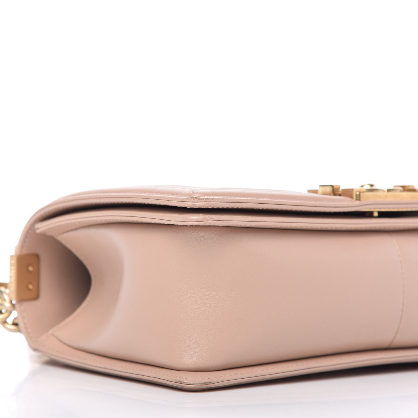 Lambskin Chevron Chain Stitched Medium Boy Flap Nude