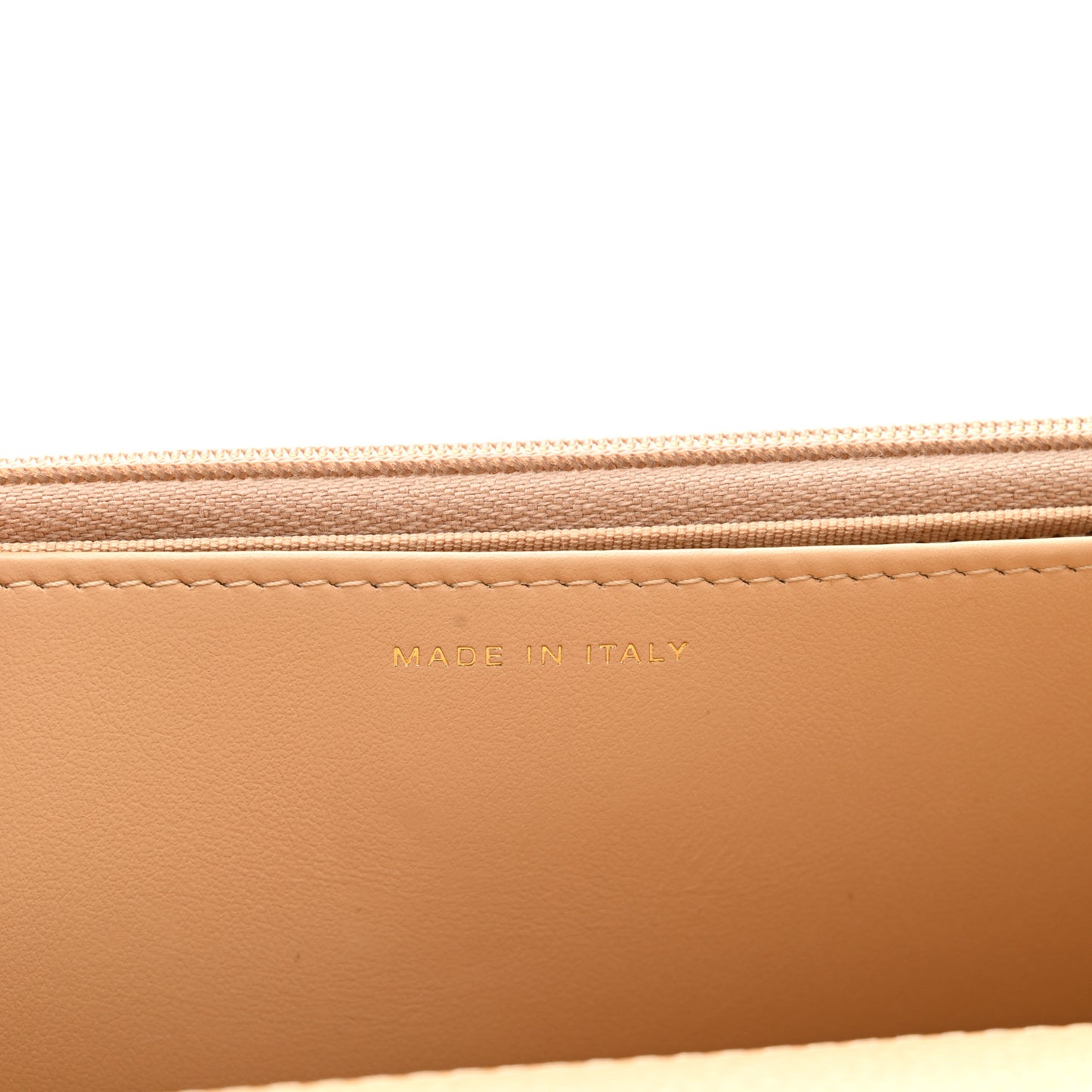 Caviar Quilted Wallet on Chain WOC Beige