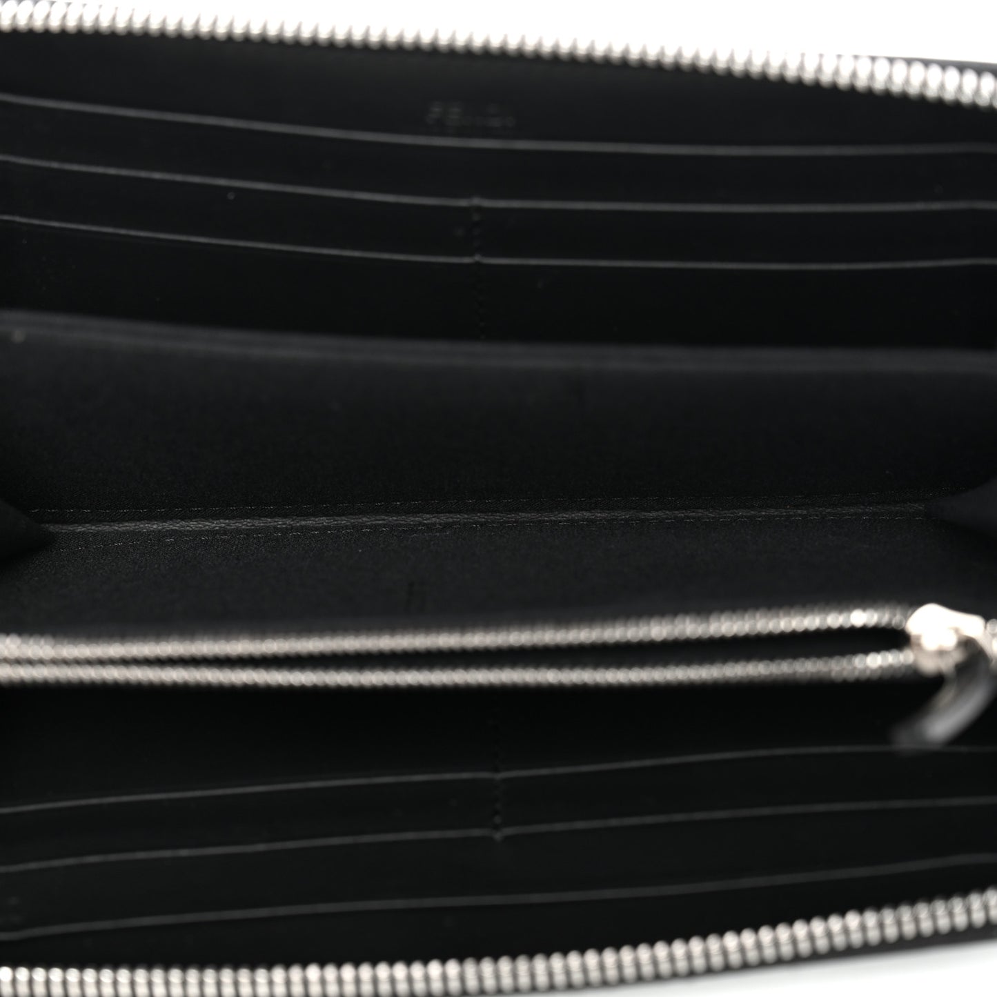 Vitello CamouFF Zip Around Wallet Black Multicolor