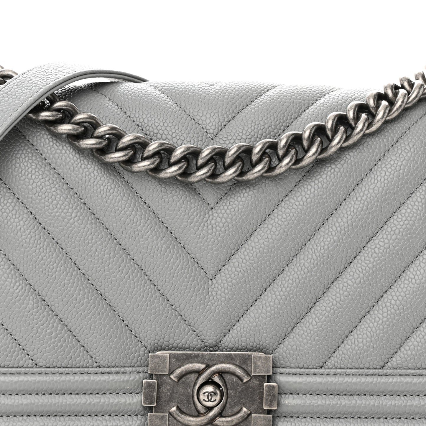 Caviar Chevron Quilted Medium Boy Flap Grey