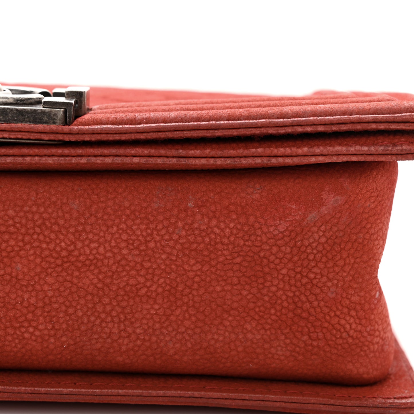 Suede Caviar Quilted Medium Boy Flap Red