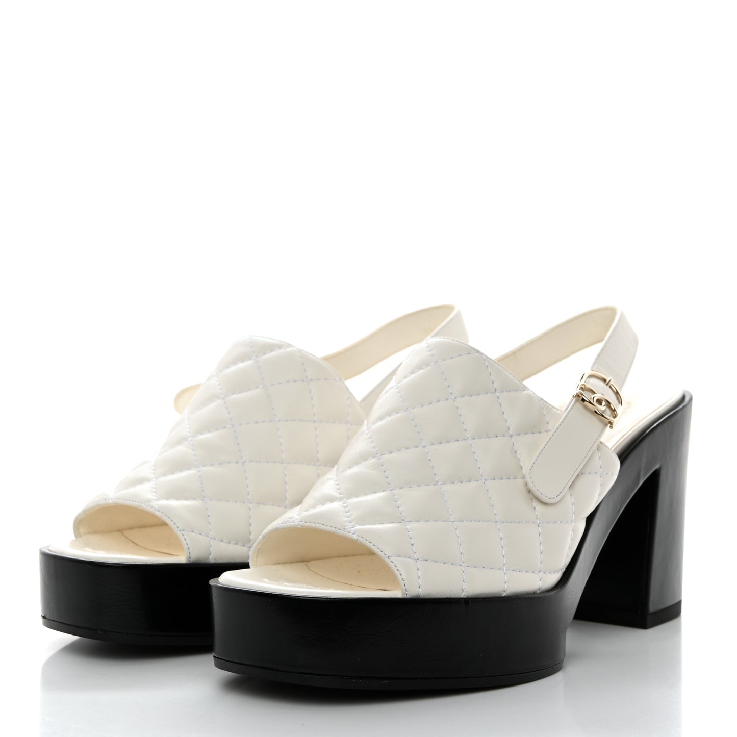 Lambskin Quilted Peep Toe Wedge Sandals 39 White