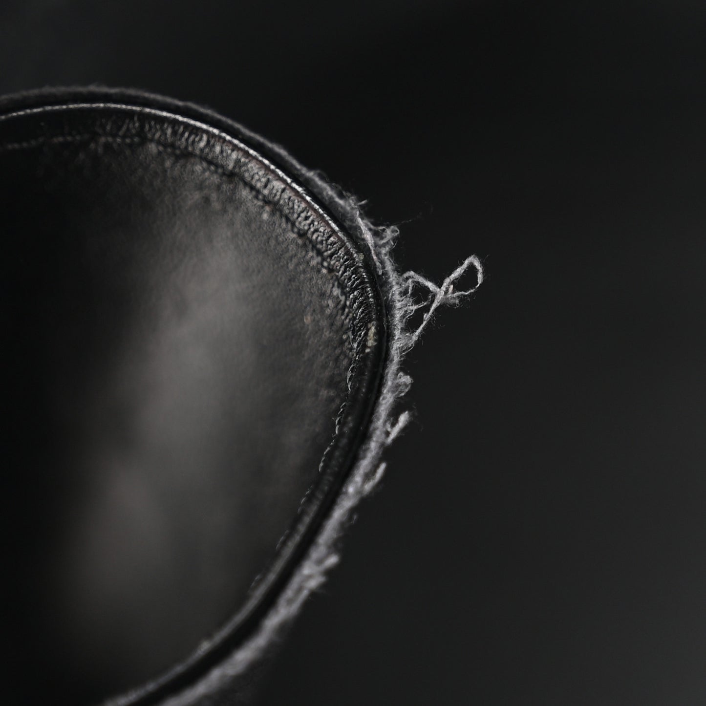 LOUIS VUITTON Epi Alma PM Black