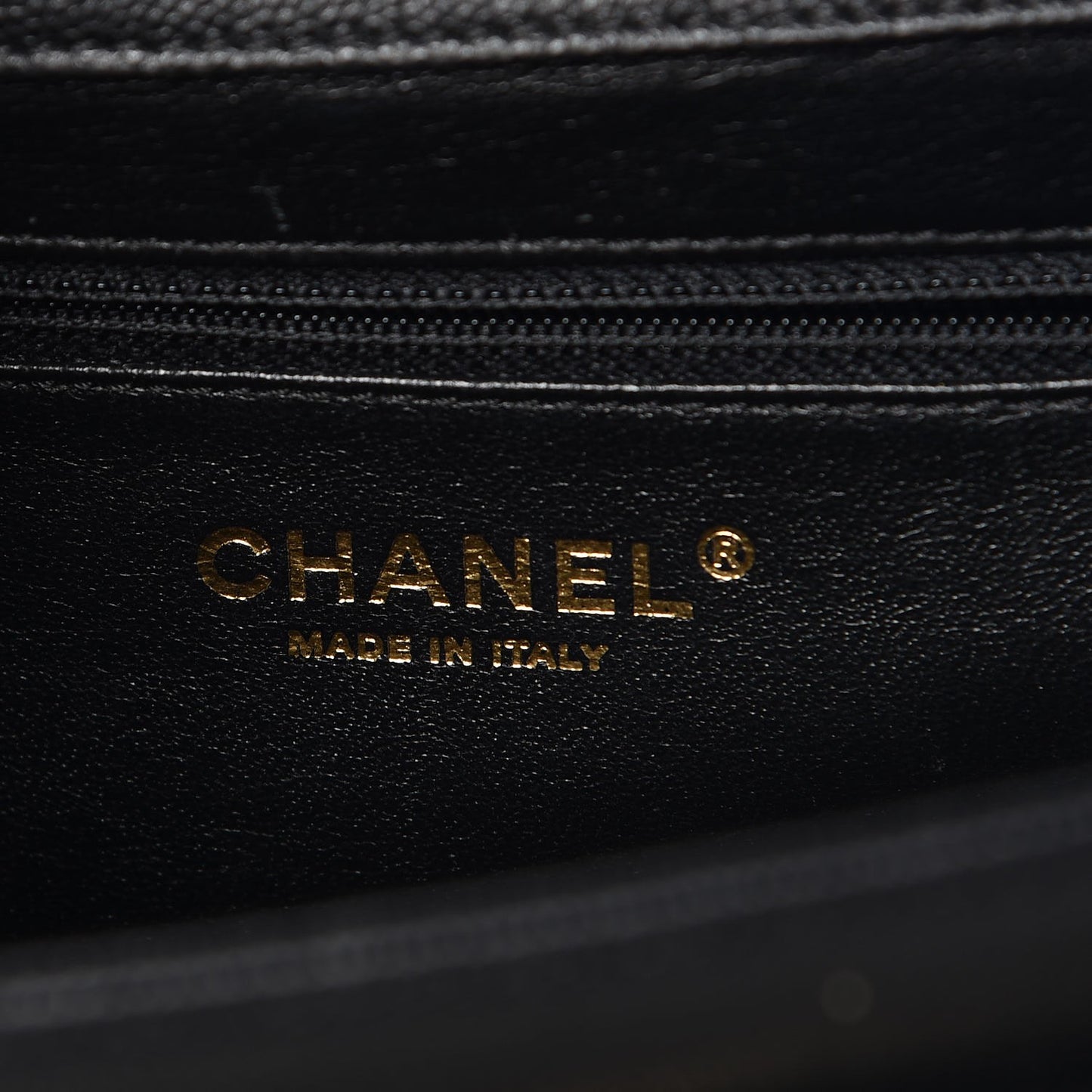 Caviar Quilted Medium Business Affinity Flap Black