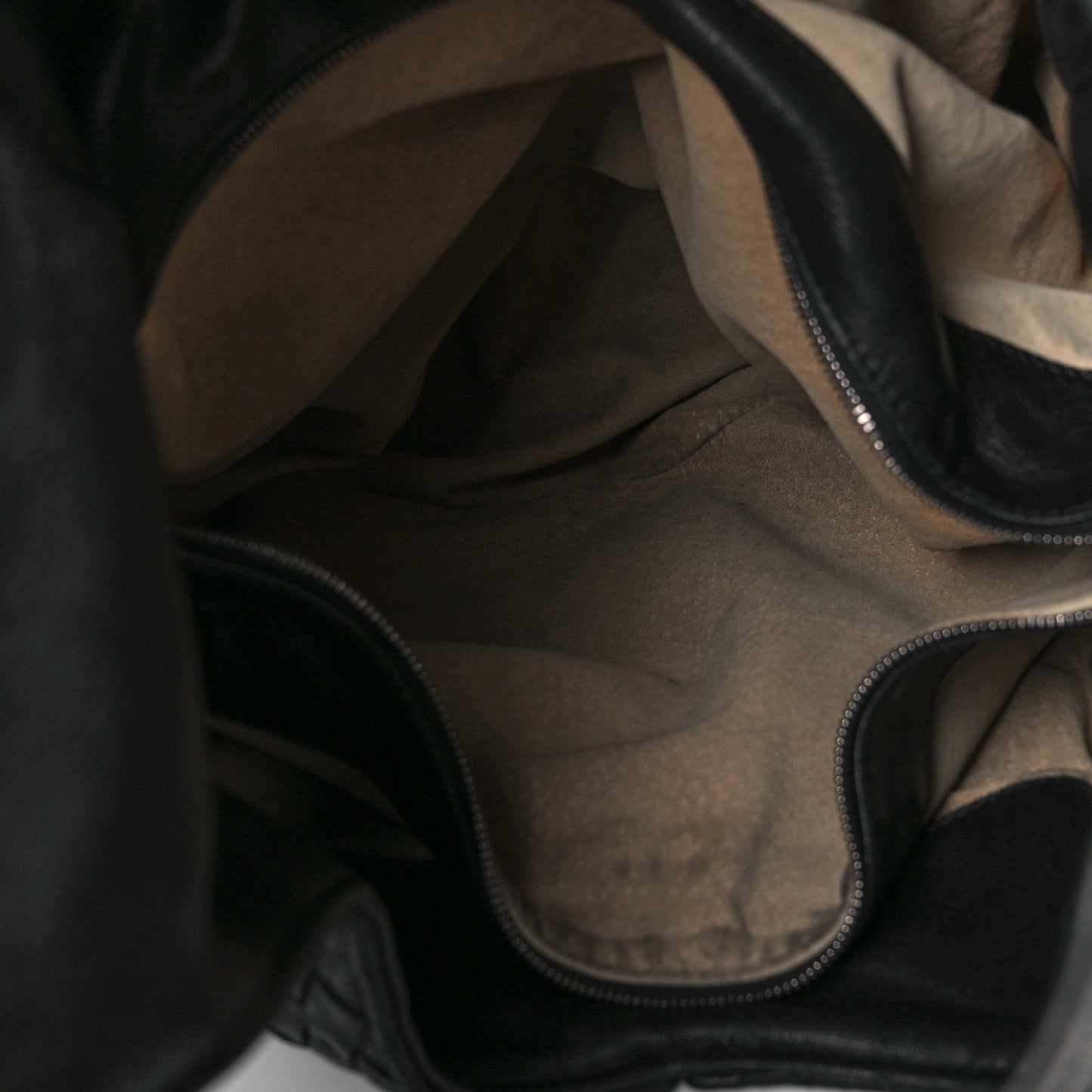 Nappa Intrecciato Ball Hobo Black