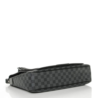 Louis Vuitton Damier Graphite Daniel GM 4 of 7