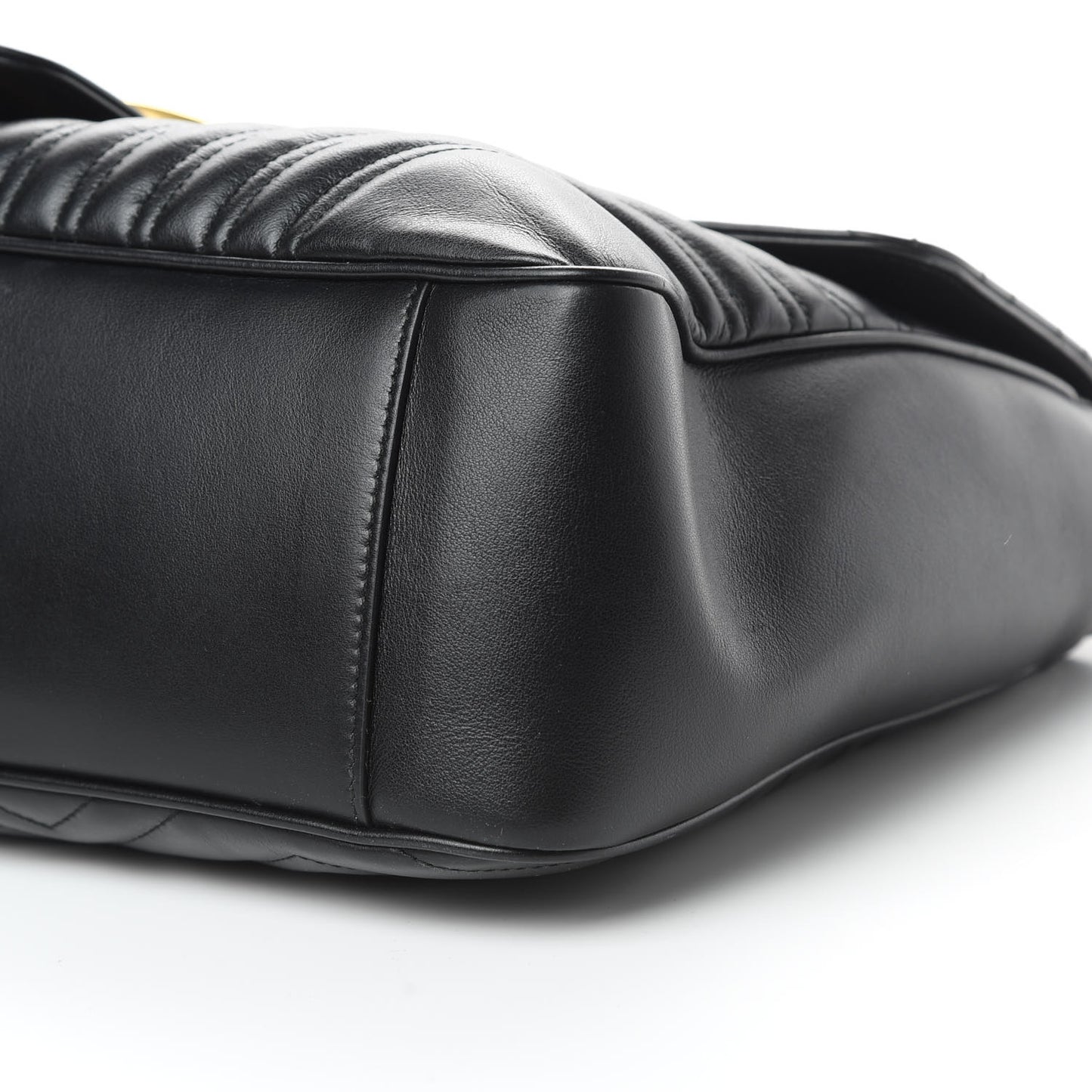 Calfskin Matelasse Large GG Marmont Shoulder Bag Black