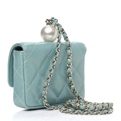 Chanel Iridescent Caviar Quilted Pearl On Top Coin Purse With Chain Light Green 3 of 11