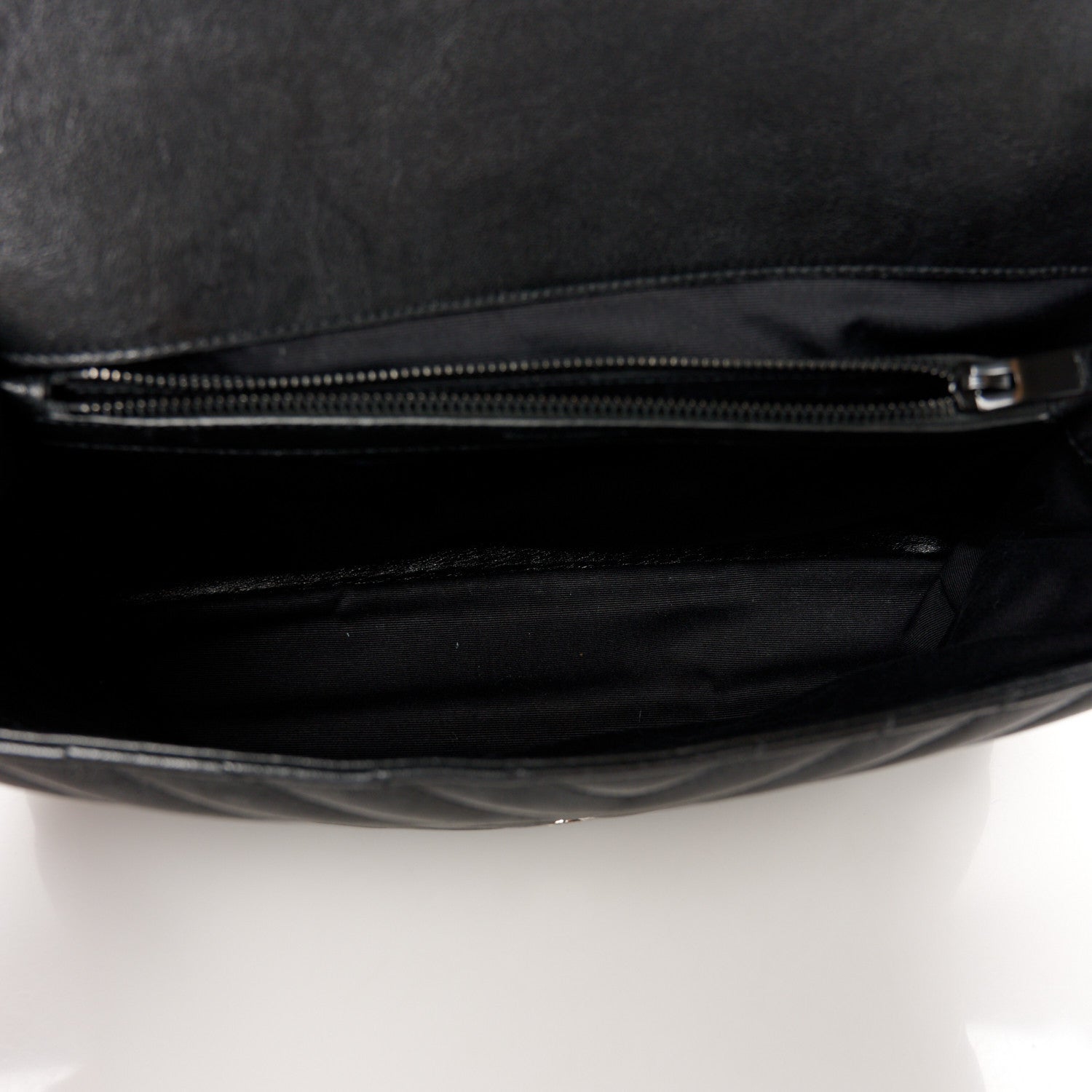 Saint Laurent Sheepskin Matelasse Chevron Monogram Monochrome Large College Satchel Black 5 of 11