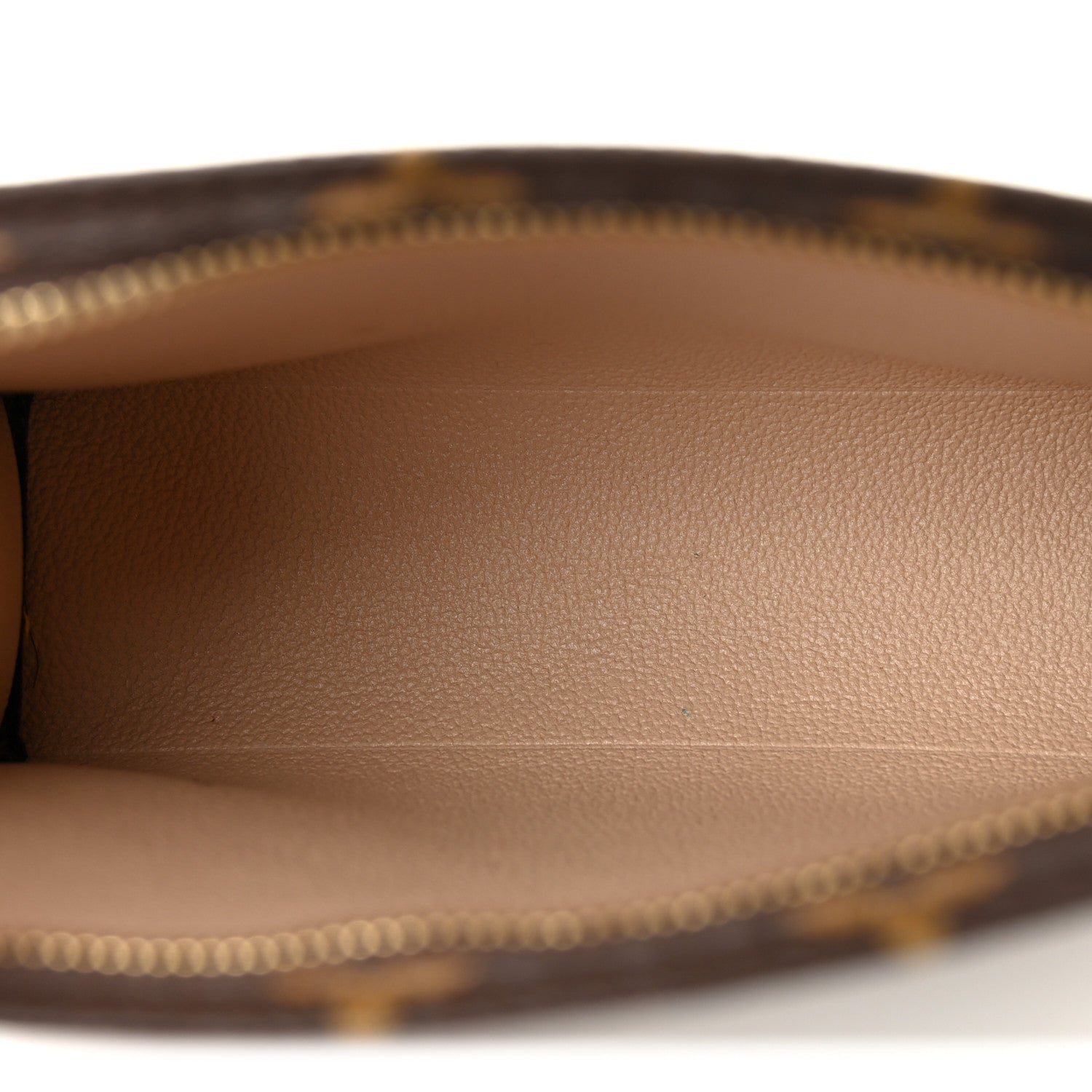 Louis Vuitton Monogram Toiletry Pouch 19 5 of 8