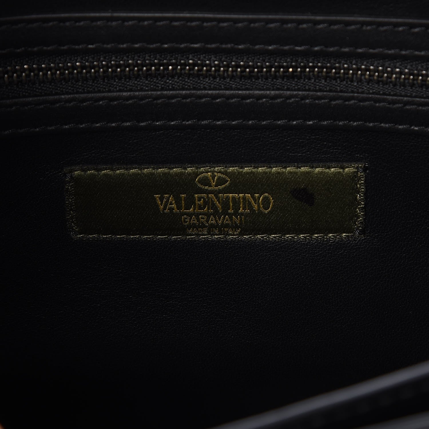 Valentino Garavani Calfskin Panther Medium Guitar Strap Rockstud Rolling Flap Saddle Bag Black 6 of 6