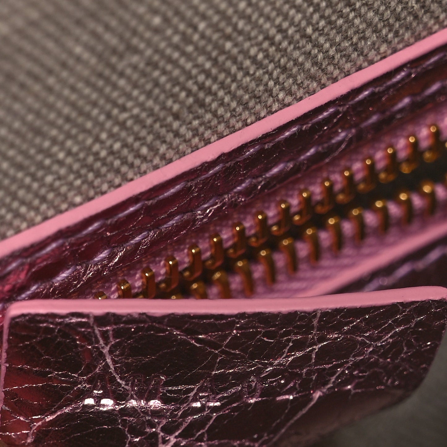 Laminated Lambskin Mini Antigona Silk Pink