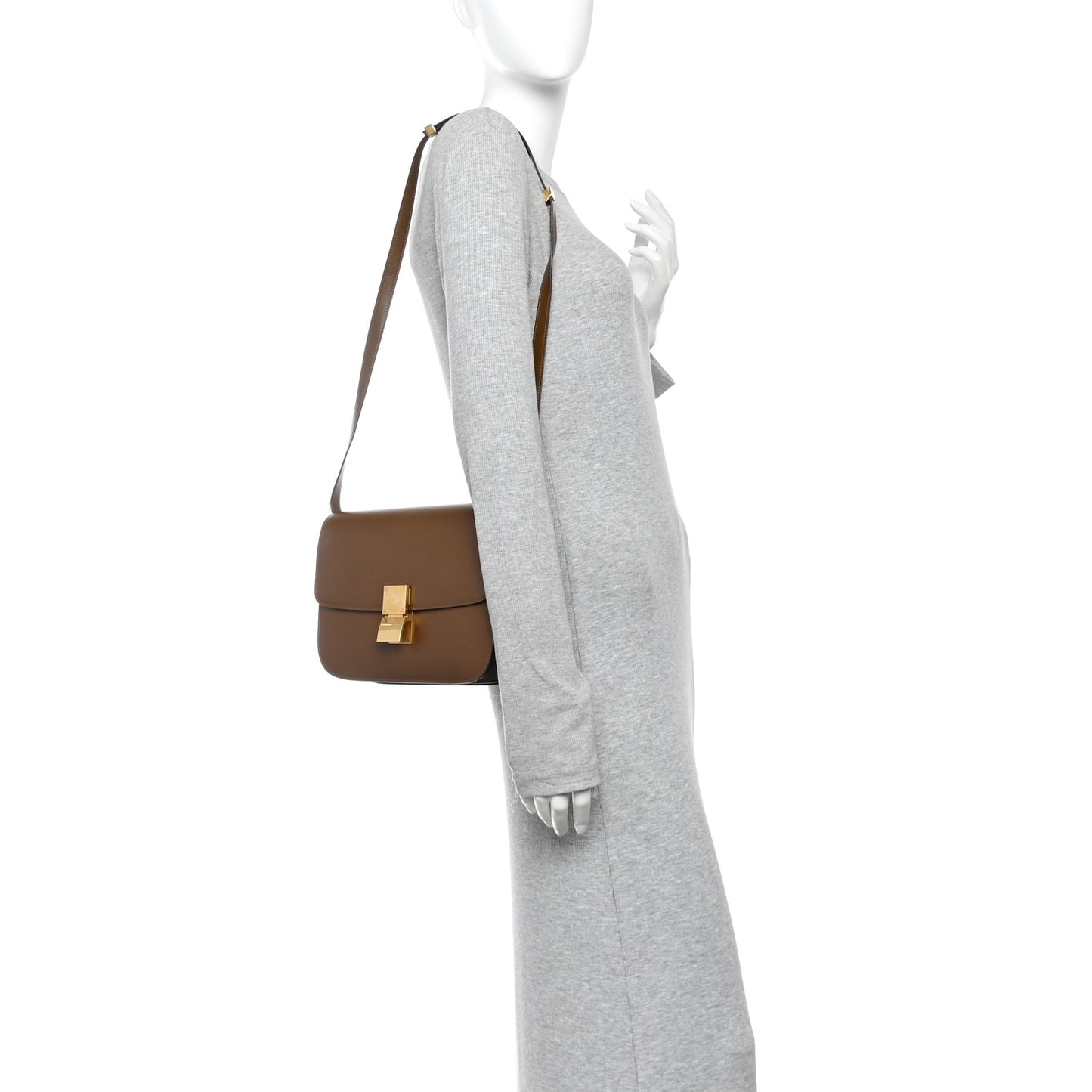 Box Calfskin Medium Classic Box Flap Bag Camel