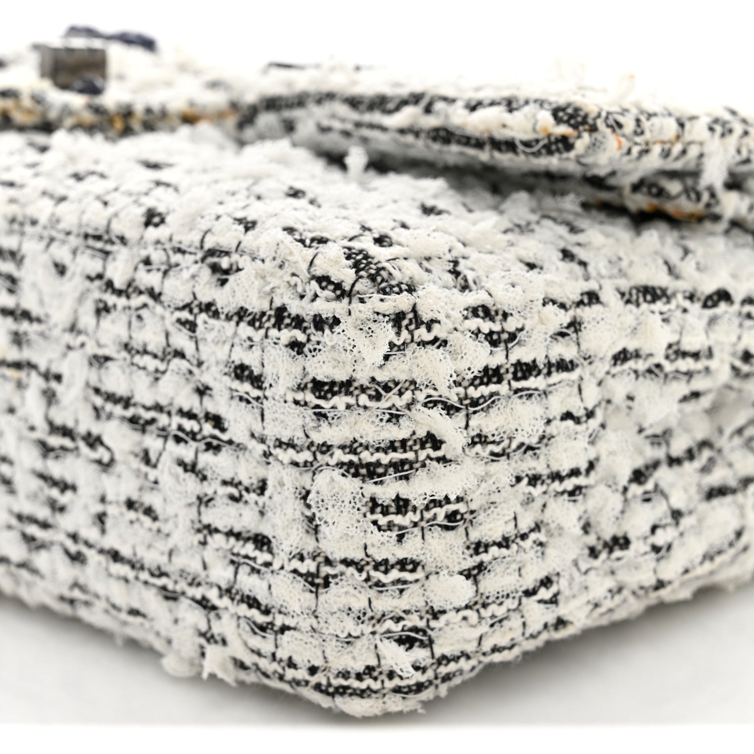 Chanel Tweed Garden Party 2.55 Reissue 225 Flap White Multicolor 10 of 12