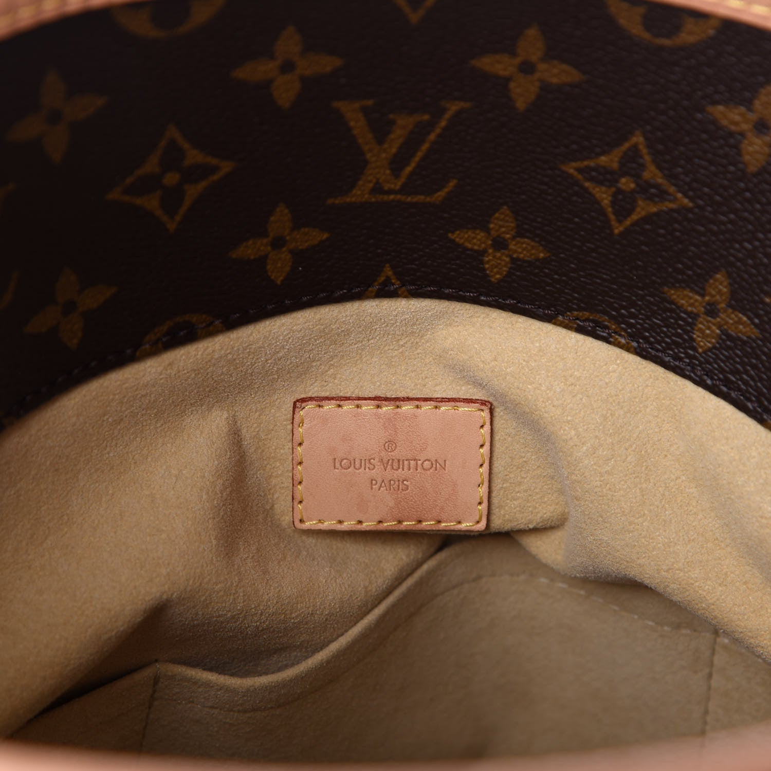 Louis Vuitton Monogram Artsy GM 6 of 10