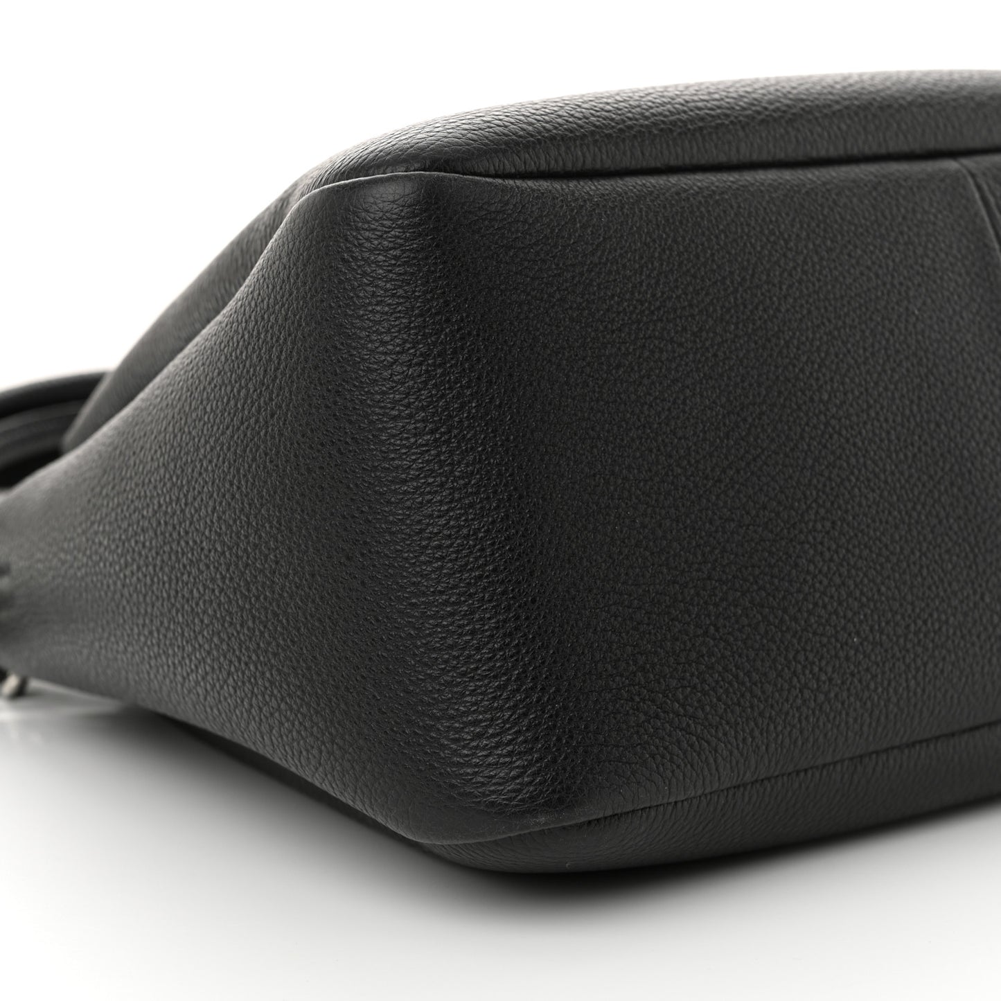 Vitello Daino Soft Medium Zippered Top Handle Bag Black