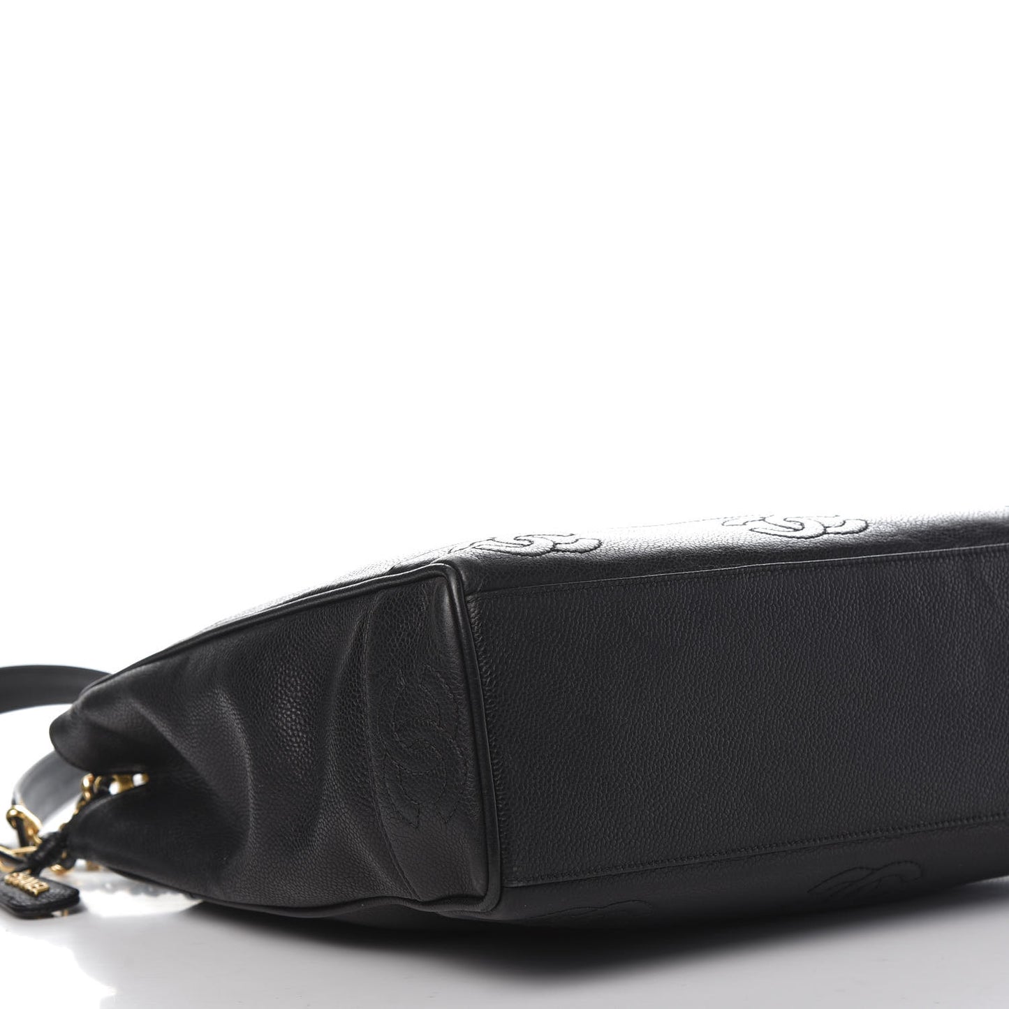 Caviar CC Shoulder Bag Black