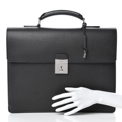 Louis Vuitton Taiga Robusto 1 Compartment Briefcase Black 2 of 12