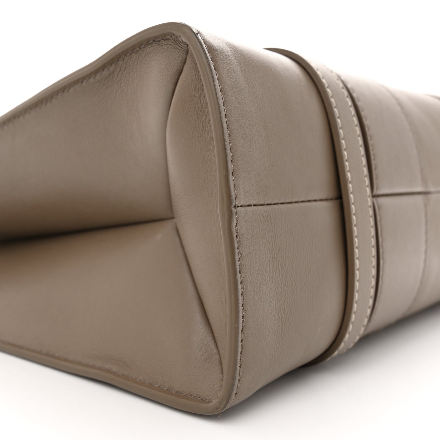 Calfskin Medium Woody Tote Army Green