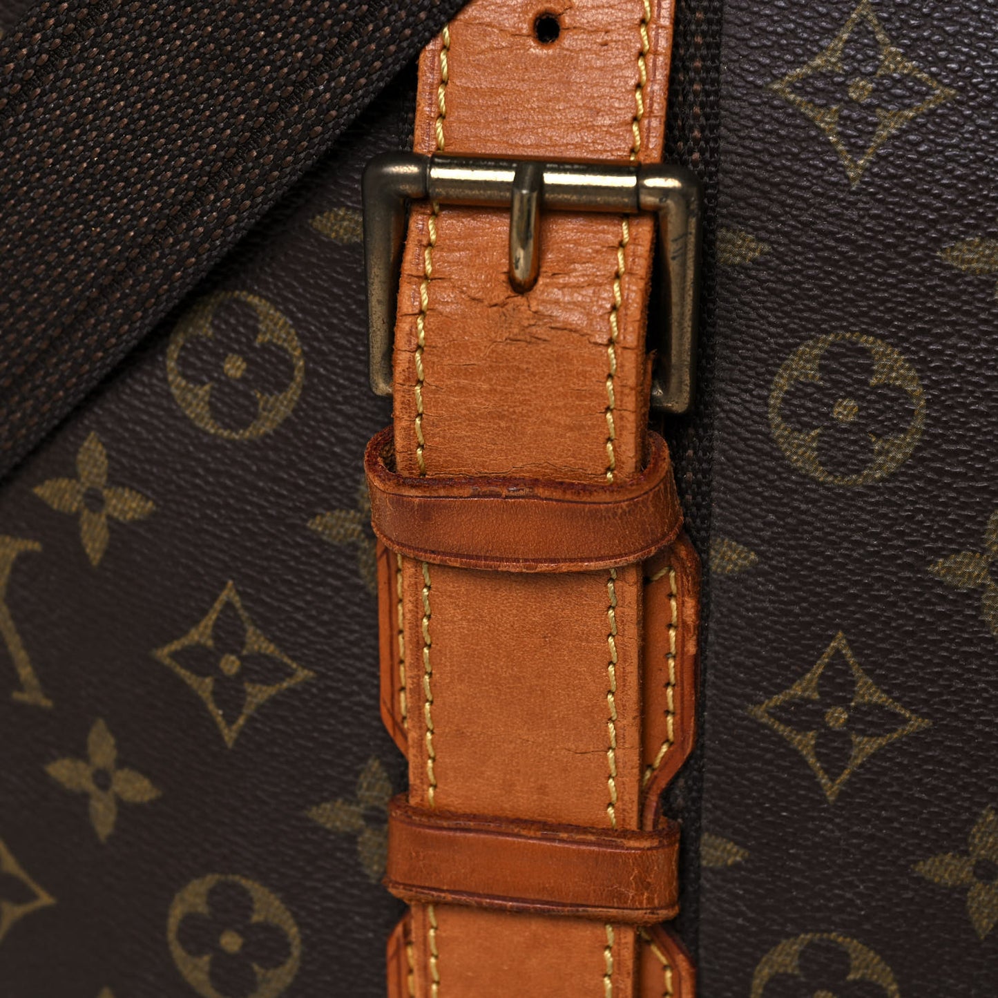 Monogram Satellite 53