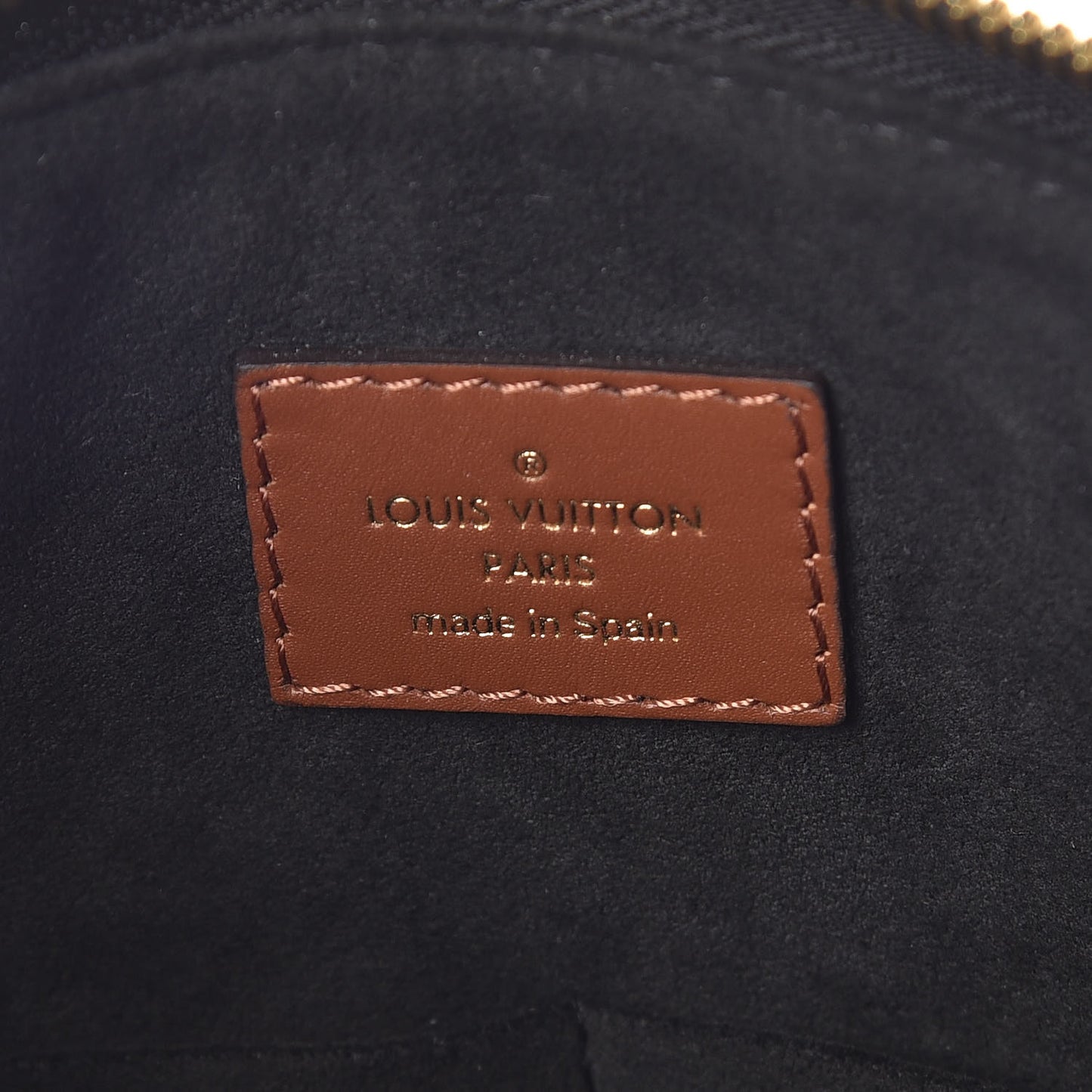 Monogram V Tote MM Black