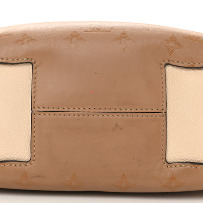 Louis Vuitton Cuir Plume Cuir Ecume Very Hobo Sesame Creme 10 of 10