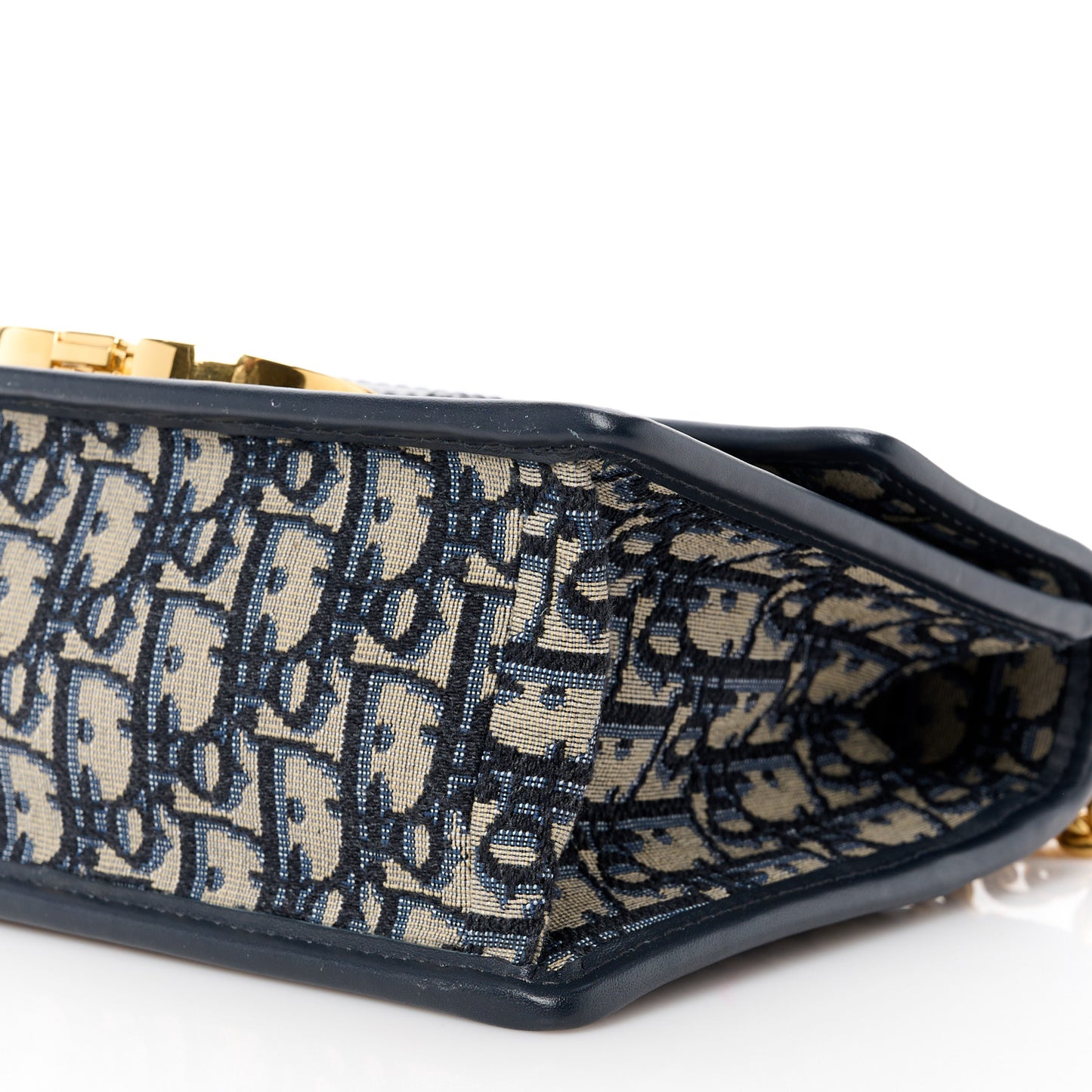 Oblique 30 Montaigne Chain Flap Bag Blue