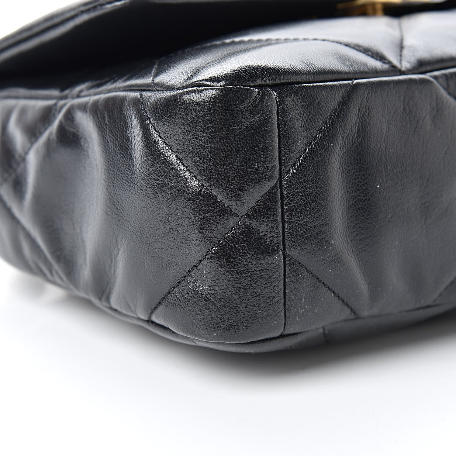 Chanel Lambskin Quilted Medium 19 Flap Black 9 of 11