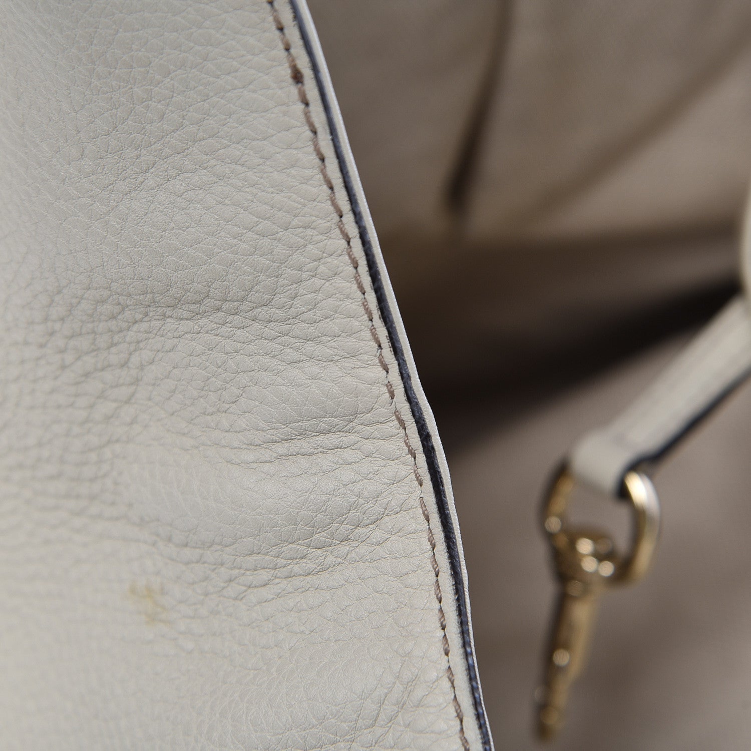 Gucci Pebbled Calfskin Medium Soho Shoulder Bag Off White 9 of 15