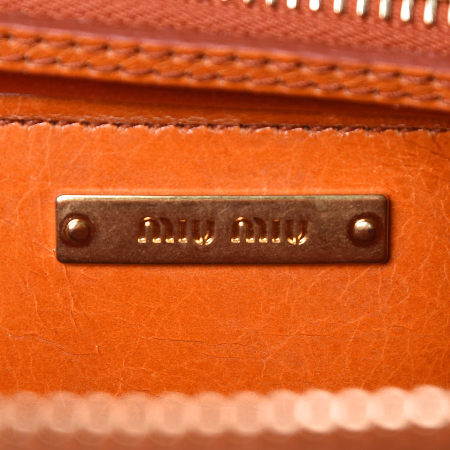 Vitello Shine Zip Tote Papaya