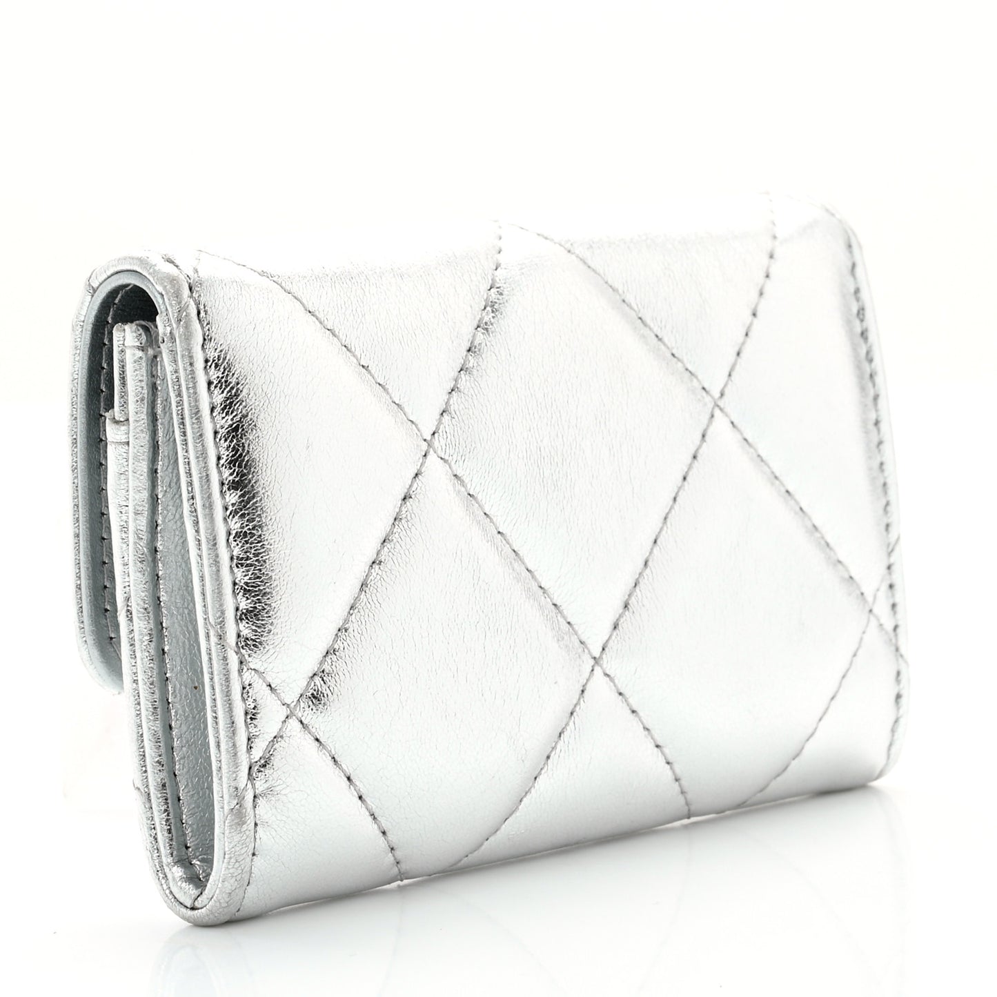 Metallic Goatskin Quilted Chanel 19 Flap Card Holder Silver