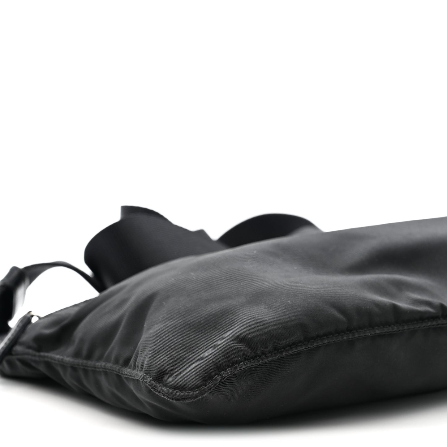 Tessuto Nylon Flat Messenger Bag Black