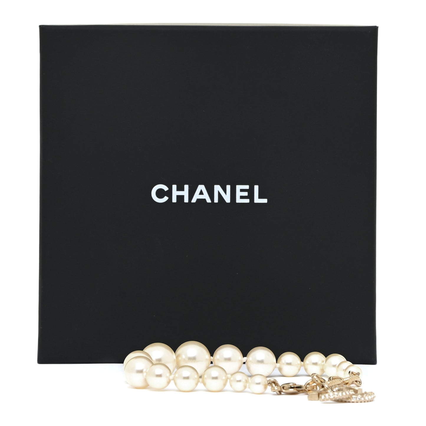 Graduated Pearl Crystal CC Bracelet Gold