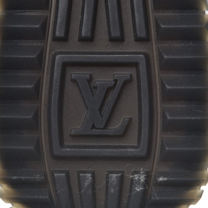Louis Vuitton Suede Calfskin Run Away Sneakers 36 Kaki 6 of 11