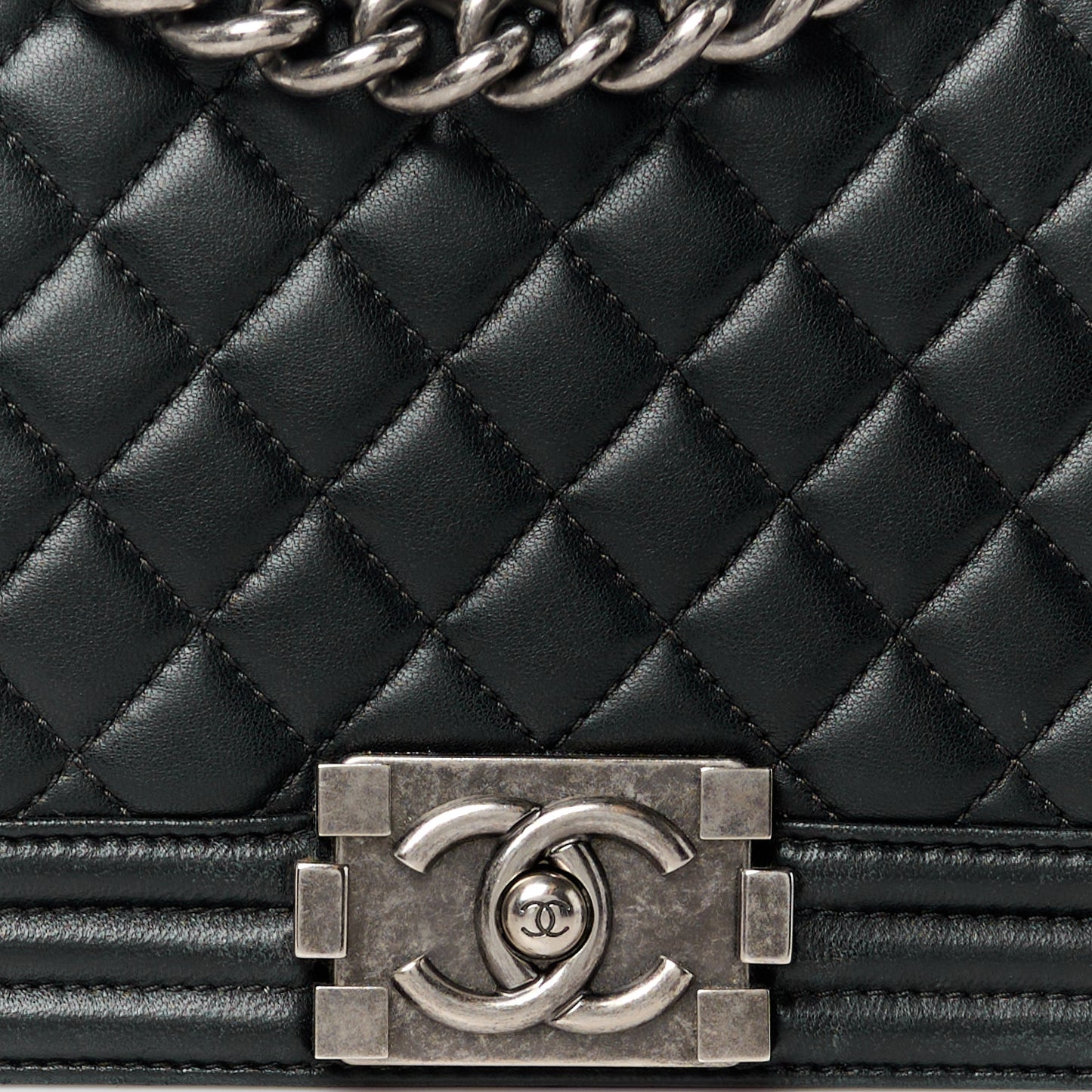 Lambskin Quilted Medium Boy Flap Black
