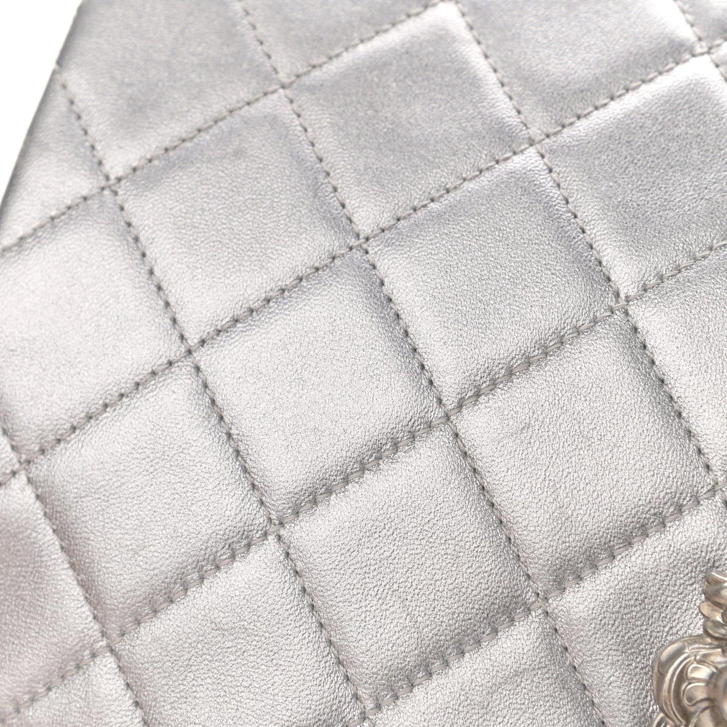 Metallic Lambskin Quilted Medium Leo Lion Flap Clutch Silver