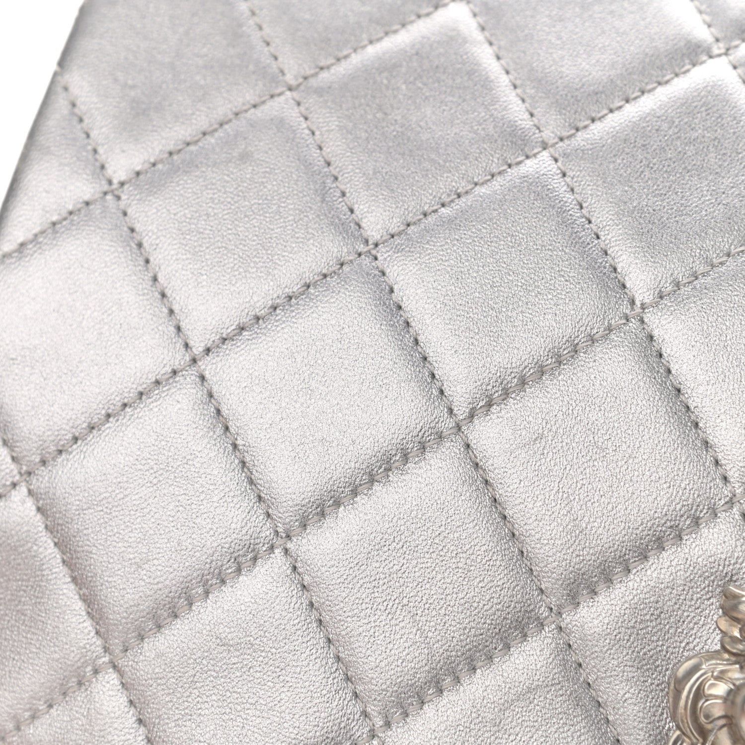 Chanel Metallic Lambskin Quilted Medium Leo Lion Flap Clutch Silver 12 of 12