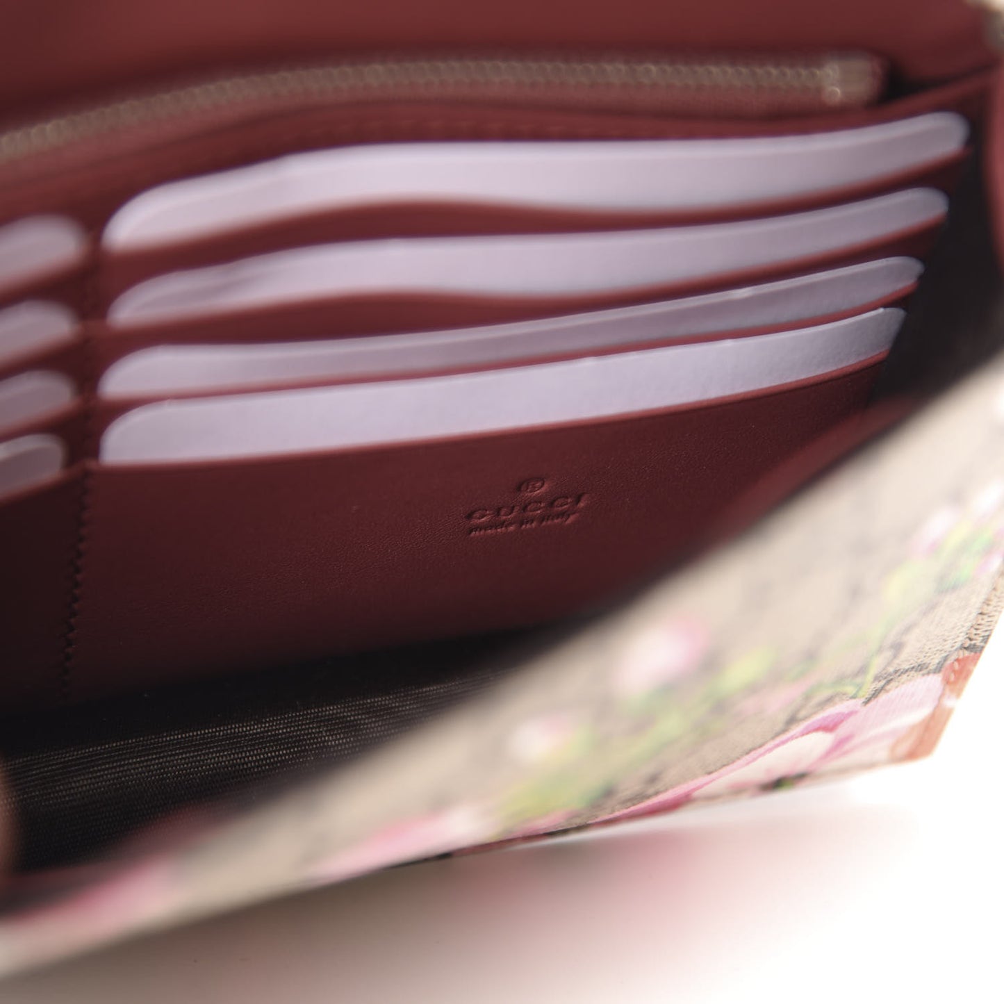 GG Supreme Monogram Blooms Chain Wallet Beige Multicolor Dry Rose