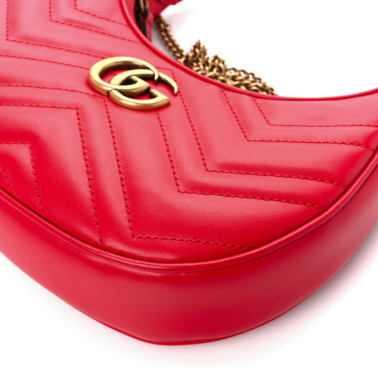 Calfskin Matelasse Chevron Mini GG Marmont Half Moon Hobo Rosso